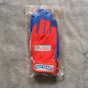 Kids Phillies Batting Gloves - Size M